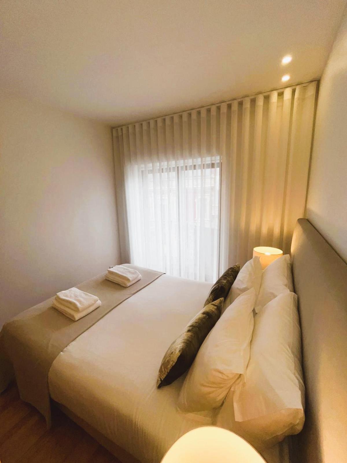 Brittos Lapa Apartment In Porto Center ภายนอก รูปภาพ
